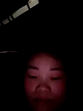 Miesi-c2clove online show from February 7, 2:43 pm