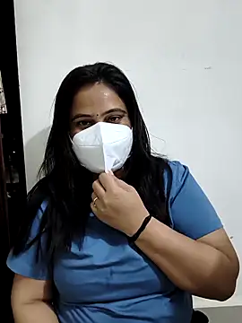 Snapshot of Siya__499 chatting on February 8, 7:28 pm Siya 499 online show from February 8, 7:28 pm