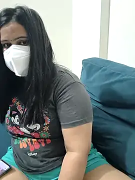 Snapshot of Siya__499 chatting on February 15, 6:59 pm Siya 499 online show from February 15, 6:59 pm