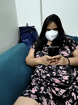 Snapshot of Siya__499 chatting on February 18, 2:24 pm Siya 499 online show from February 18, 2:24 pm