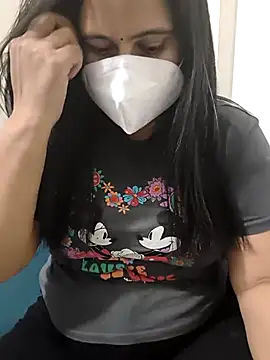 Snapshot of Siya__499 chatting on February 22, 6:17 pm Siya 499 online show from February 22, 6:17 pm