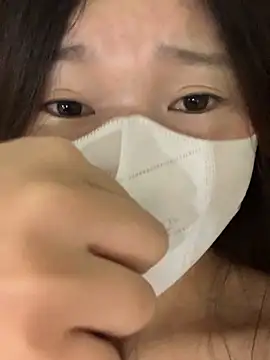 Snapshot of Rin-yiyi chatting on February 25, 4:00 am Rin-yiyi online show from February 25, 4:00 am