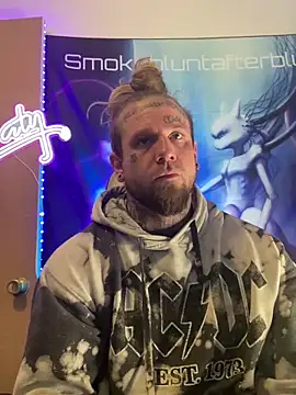 Snapshot of Smokebluntafterblunt chatting on February 26, 12:59 pm Smokebluntafterblunt online show from February 26, 12:59 pm