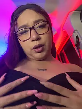 Snapshot of Wen_01 chatting on February 28, 11:55 am Wen 01 online show from February 28, 11:55 am