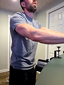 averageandsum online show from March 10, 2:55 pm