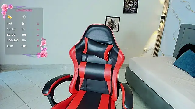 Snapshot of Nina_rouge77 chatting on February 7, 4:22 pm Nina rouge77 online show from February 7, 4:22 pm