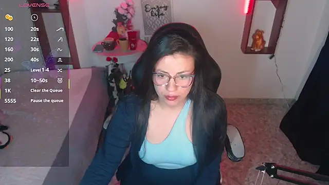 QueenRose94 online show from March 19, 12:42 pm