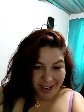 Snapshot of Dorada_Tentacion chatting on February 14, 10:28 pm Dorada Tentacion online show from February 14, 10:28 pm