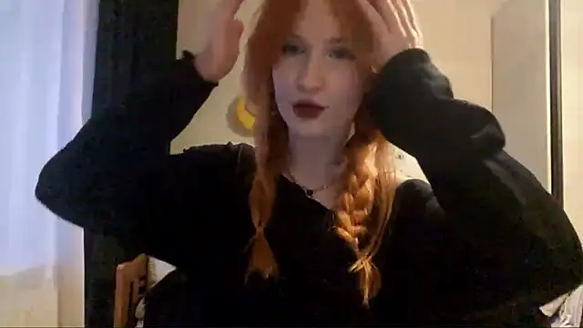 Snapshot of DynaLoom chatting on April 7, 3:34 pm DynaLoom online show from April 7, 3:34 pm