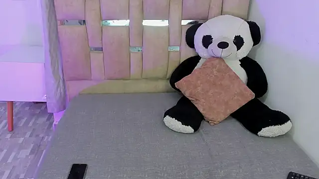 ValentiinaMoon online show from March 2, 7:43 pm