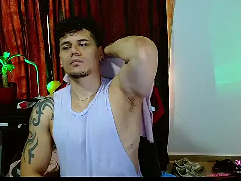 Snapshot of Logan0626 chatting on June 3, 3:39 pm Logan0626 online show from June 3, 3:39 pm