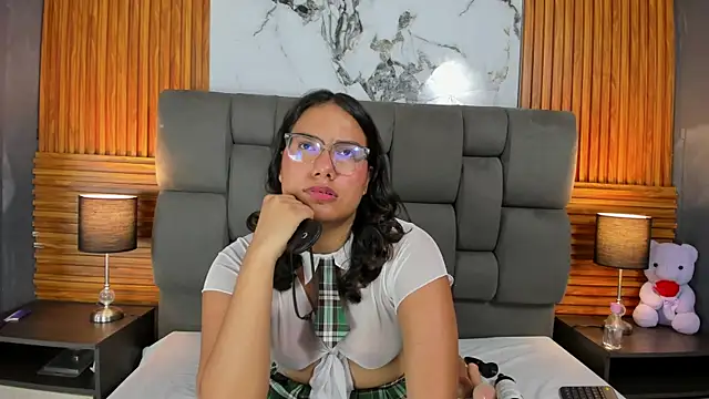  MilaRose  online show from March 31, 7:47 pm