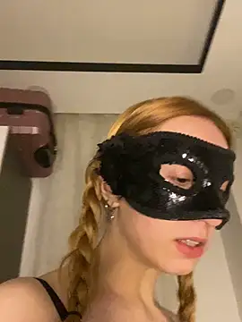 Snapshot of seluna_baby chatting on March 25, 7:20 pm seluna baby online show from March 25, 7:20 pm