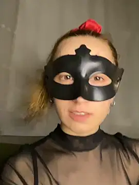 Snapshot of seluna_baby chatting on April 11, 7:18 pm seluna baby online show from April 11, 7:18 pm