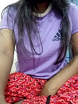 Snapshot of Cute_Queen_Noor chatting on February 13, 1:07 pm Cute Queen Noor online show from February 13, 1:07 pm