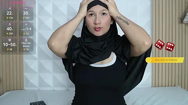 Snapshot of _HIKARII_ chatting on February 19, 12:56 pm HIKARII online show from February 19, 12:56 pm