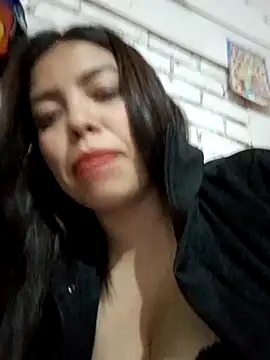 Ariana Castillo   online show from February 20, 1:13 am