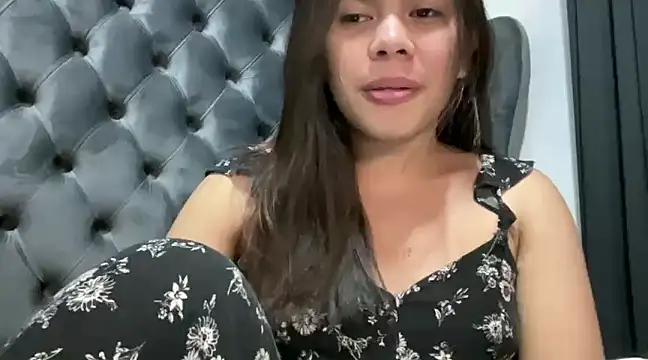 Snapshot of Mooree_naba chatting on January 11, 12:50 pm Mooree naba online show from January 11, 12:50 pm