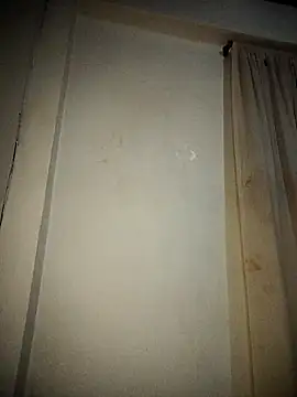 Snapshot of -hotebony chatting on May 27, 1:57 am -hotebony online show from May 27, 1:57 am
