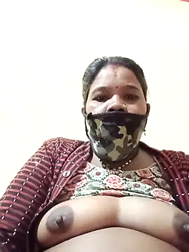 Snapshot of Kirti_sacsena chatting on February 27, 4:51 pm Kirti sacsena online show from February 27, 4:51 pm