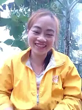 Snapshot of Nhoccon90 chatting on February 23, 10:45 am Nhoccon90 online show from February 23, 10:45 am