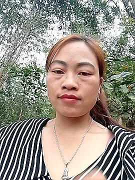 Snapshot of Nhoccon90 chatting on February 28, 1:50 am Nhoccon90 online show from February 28, 1:50 am