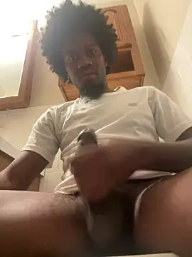 Snapshot of pussyeater_- chatting on February 17, 5:37 am pussyeater - online show from February 17, 5:37 am