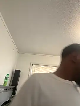 pussyeater - online show from April 9, 10:37 pm