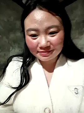 Snapshot of lisn-cute chatting on February 11, 1:49 pm lisn-cute online show from February 11, 1:49 pm