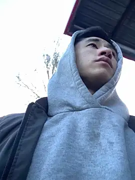 Snapshot of baron5008 chatting on February 19, 2:18 am baron5008 online show from February 19, 2:18 am