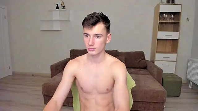 Snapshot of Max_foks_ chatting on February 11, 12:10 pm Max foks online show from February 11, 12:10 pm