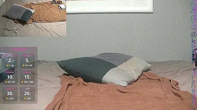 Erotic-Masseuse-Alan online show from June 7, 9:46 am