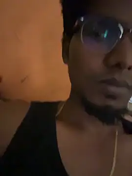 Snapshot of chennai_sexyboy chatting on February 13, 4:08 am chennai sexyboy online show from February 13, 4:08 am