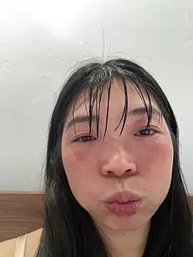 Snapshot of cuty_lusy chatting on February 17, 2:13 pm cuty lusy online show from February 17, 2:13 pm