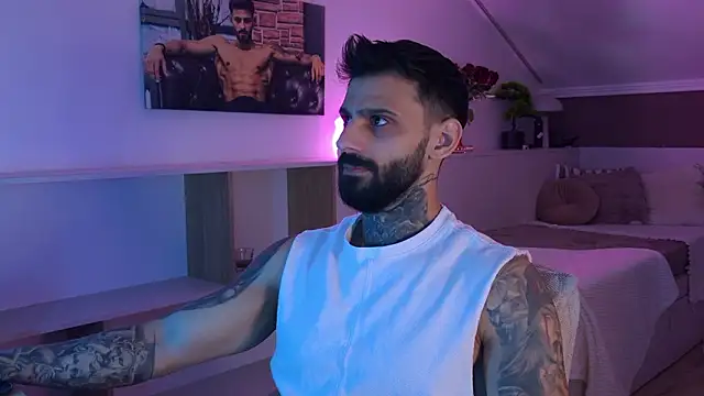 Snapshot of TristanGrey chatting on February 20, 7:21 am TristanGrey online show from February 20, 7:21 am