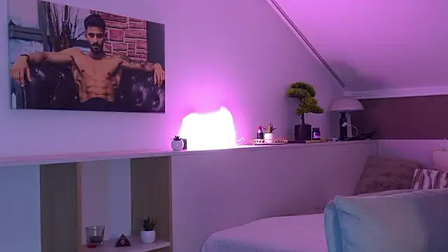 Snapshot of TristanGrey chatting on March 1, 6:37 am TristanGrey online show from March 1, 6:37 am