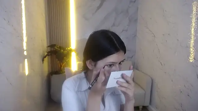 Snapshot of dani_tf chatting on February 28, 1:12 pm dani tf online show from February 28, 1:12 pm