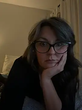 Snapshot of mshunny chatting on February 27, 3:50 am mshunny online show from February 27, 3:50 am
