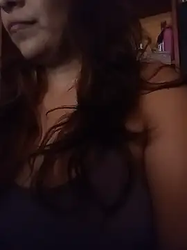 Snapshot of Lindagirlcum chatting on February 15, 7:32 pm Lindagirlcum online show from February 15, 7:32 pm