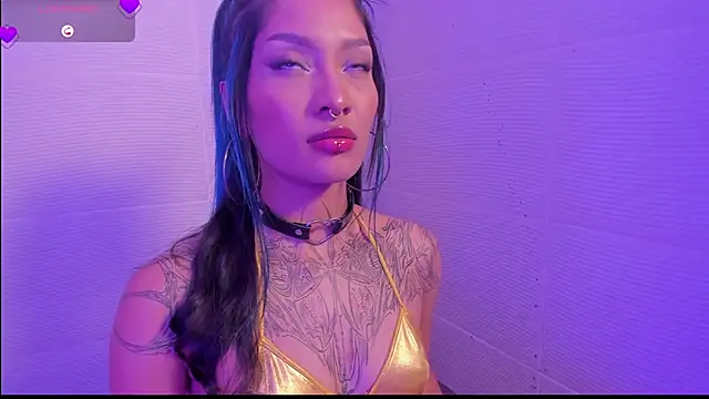 Snapshot of NicoleMonet1 chatting on February 24, 9:24 pm NicoleMonet1 online show from February 24, 9:24 pm