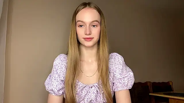 Snapshot of Viktoria_Vibes chatting on February 14, 4:15 pm Viktoria Vibes online show from February 14, 4:15 pm