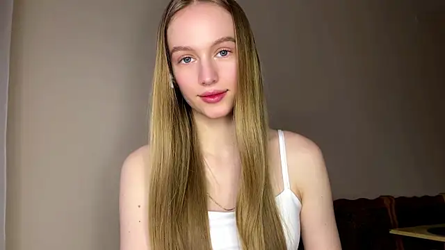 Snapshot of Viktoria_Vibes chatting on February 16, 3:08 pm Viktoria Vibes online show from February 16, 3:08 pm