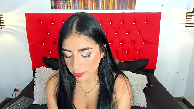 Snapshot of Jessica_bellini chatting on February 15, 7:51 am Jessica bellini online show from February 15, 7:51 am