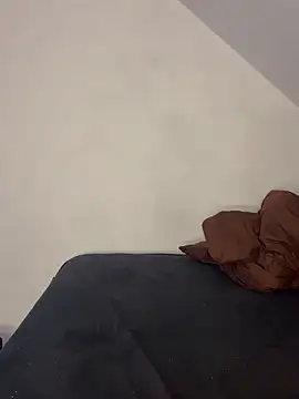 Snapshot of KiaraAmara chatting on February 20, 4:18 pm KiaraAmara online show from February 20, 4:18 pm