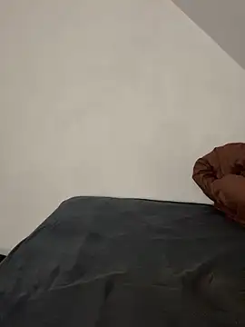 Snapshot of KiaraAmara chatting on February 24, 5:11 pm KiaraAmara online show from February 24, 5:11 pm