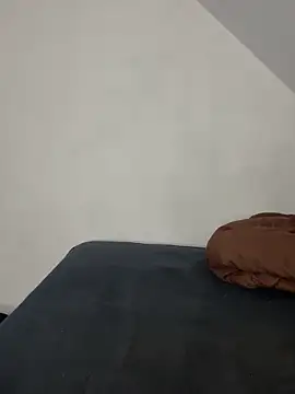 Snapshot of KiaraAmara chatting on February 25, 5:11 pm KiaraAmara online show from February 25, 5:11 pm