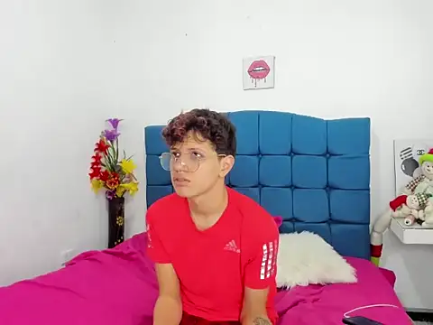  GoldenGirls  online show from February 8, 1:14 pm