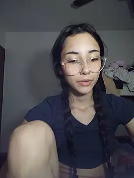 isaaabelaaa online show from May 6, 10:37 pm
