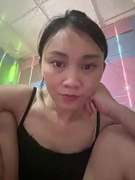 Snapshot of Lucky-baby077 chatting on March 1, 3:19 am Lucky-baby077 online show from March 1, 3:19 am