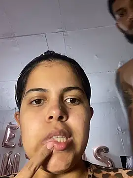 Snapshot of Liah_Luccas chatting on May 17, 10:17 pm Liah Luccas online show from May 17, 10:17 pm